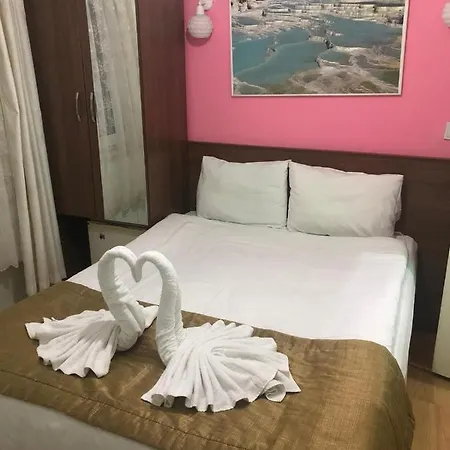 Emagine ホステル