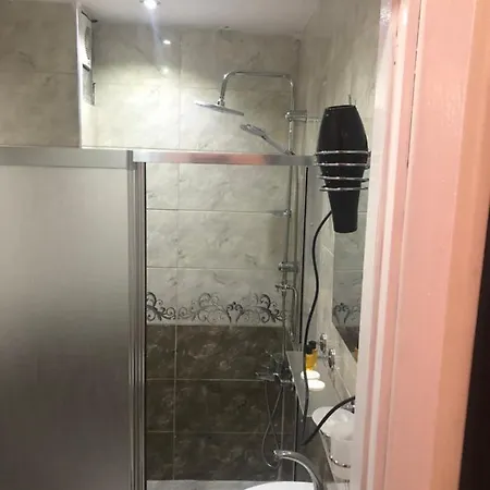 Hostal Emagine